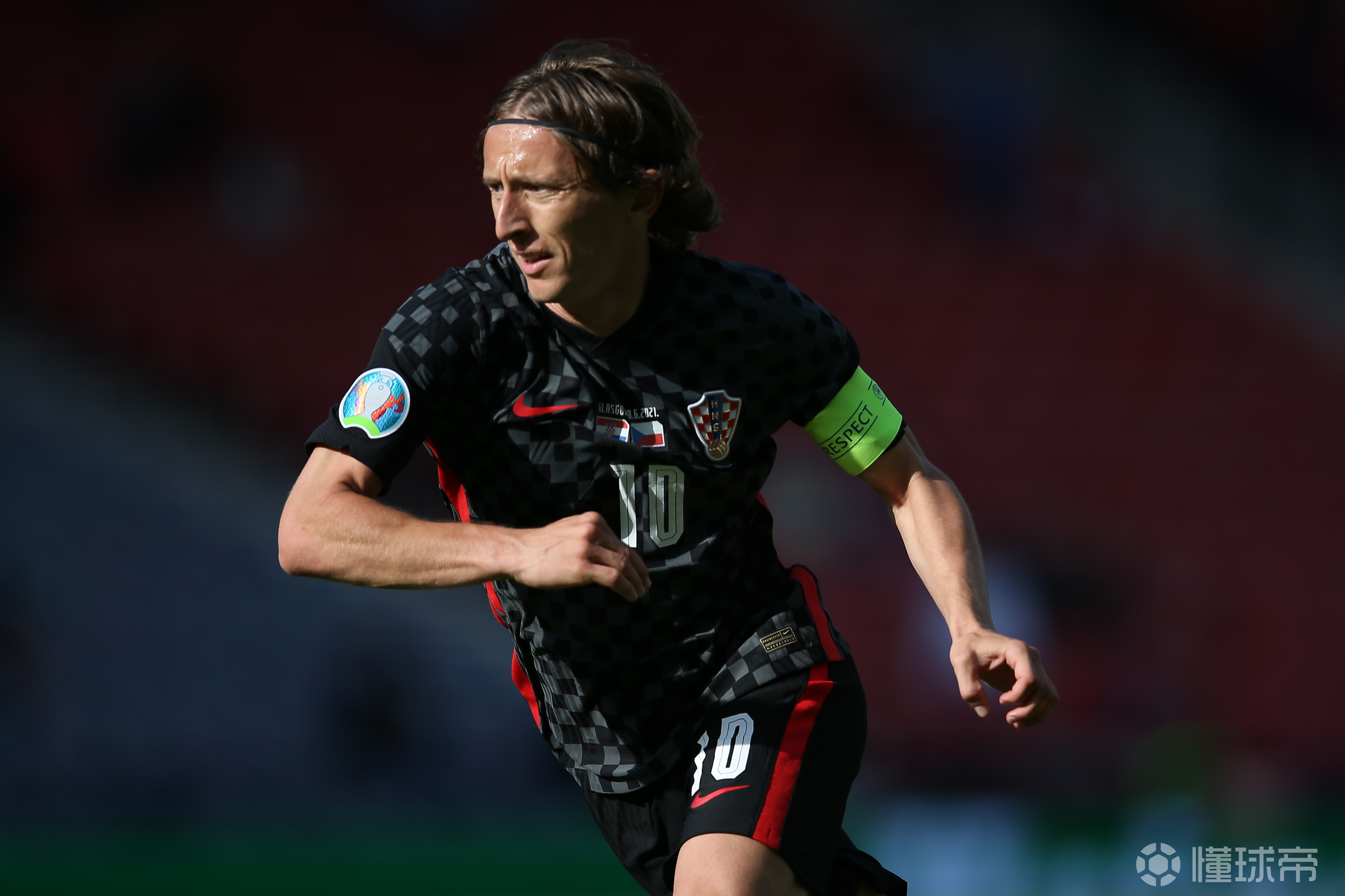 勒沃库森逆转哥伦比亚,莫德里奇高光表现的简单介绍 勒沃库森逆转哥伦比亚,莫德里奇高光表现的简单介绍