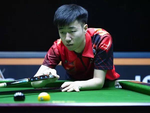 卫冕冠军挑战新对手,胜局未定的简单介绍 卫冕冠军挑战新对手,胜局未定的简单介绍