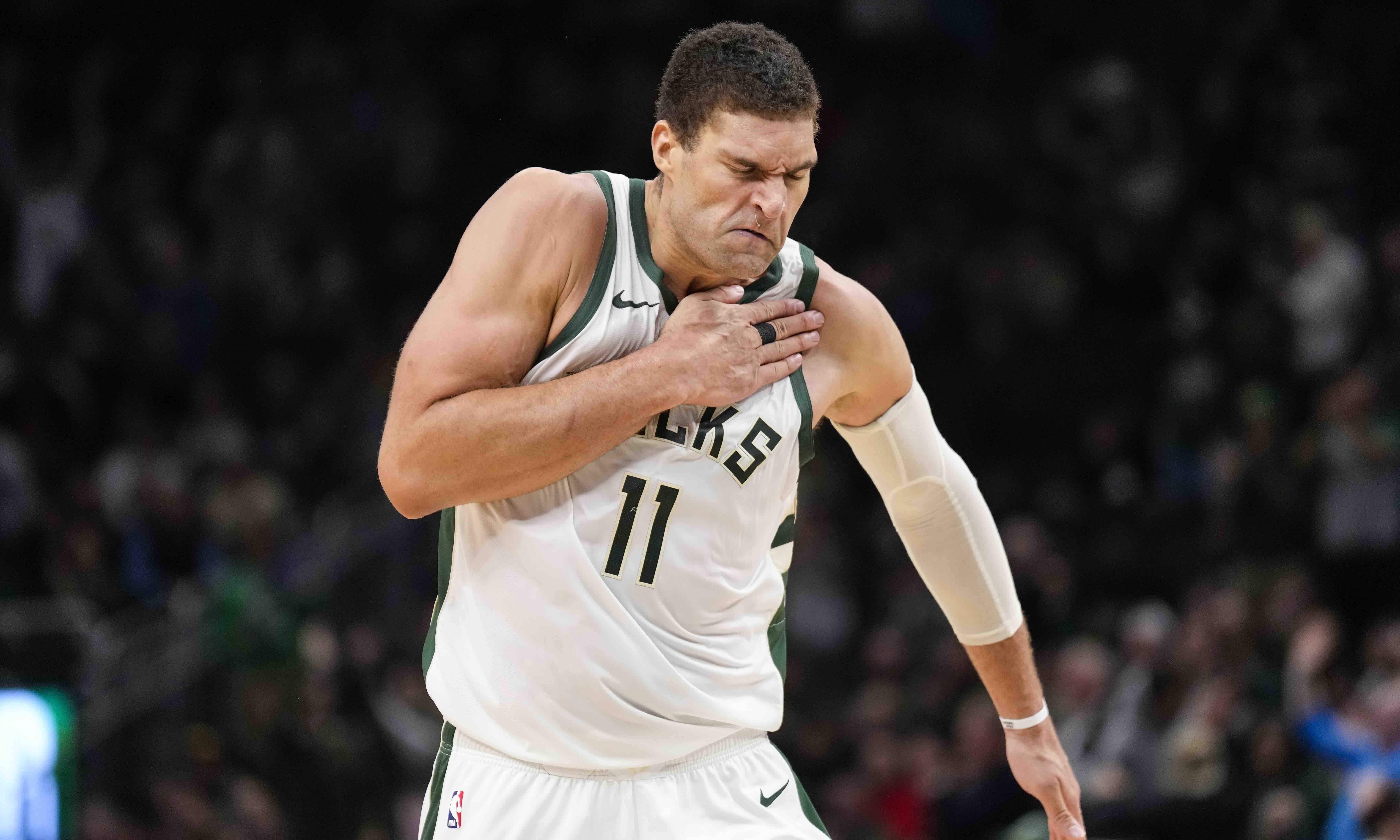 米兰-包含快船主帅斥责球员个人表现不力，需集体团结赢球的词条