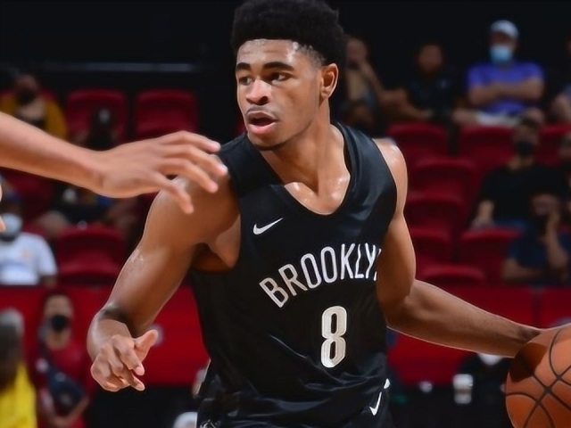 关于美职篮球员在夏季联赛中摘得得分王的信息 关于美职篮球员在夏季联赛中摘得得分王的信息