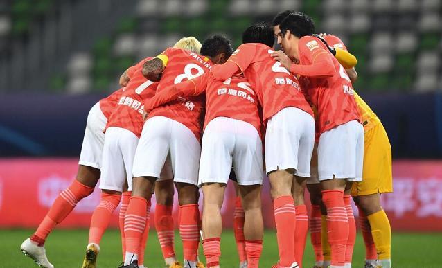 米兰体育-斑马队首发阵容公布，球迷猜测战术的简单介绍